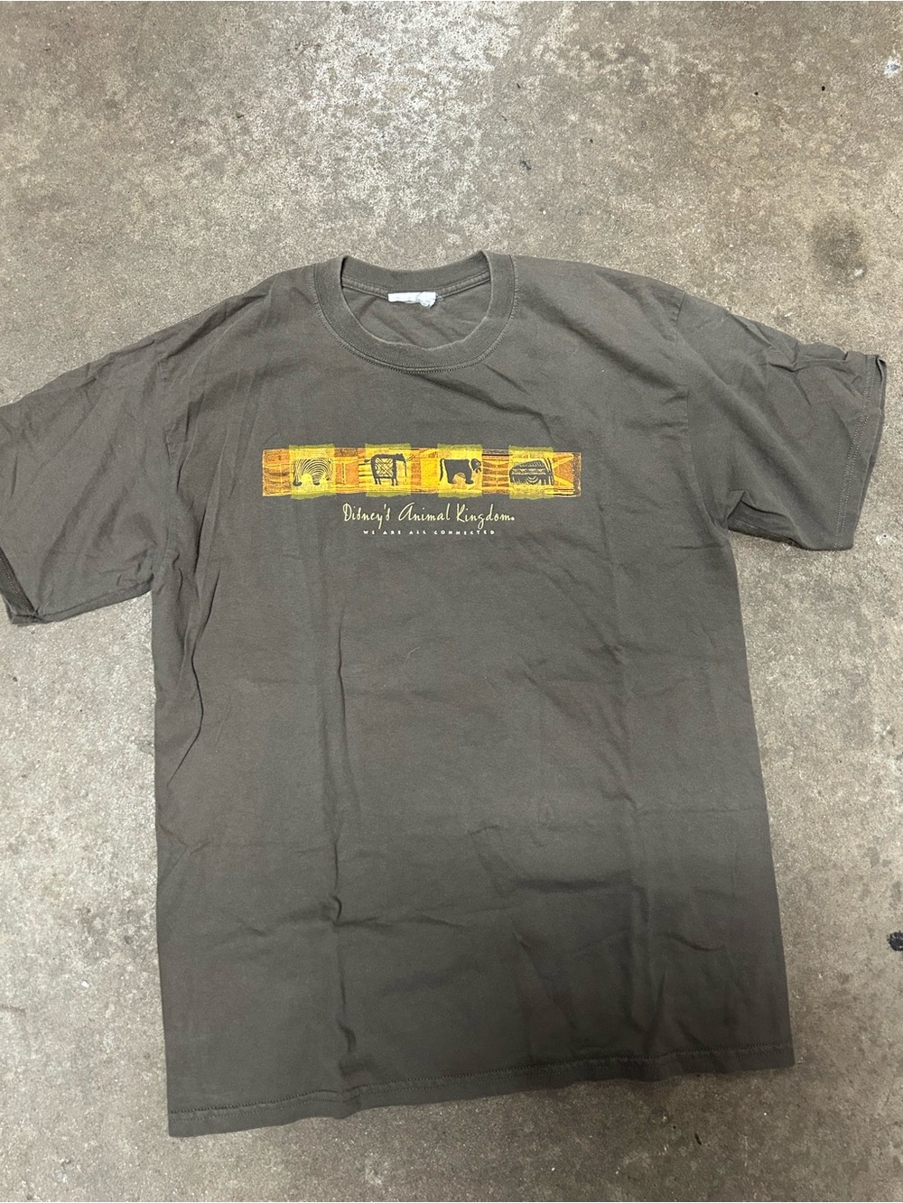 Vintage Disney Animal Kingdom Wildlife Graphic T-Shirt